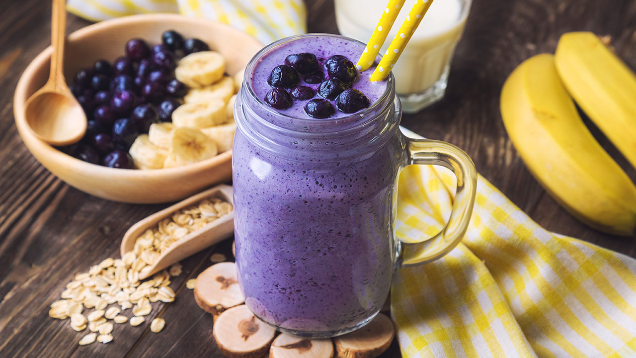 blueberry protein smoothie
